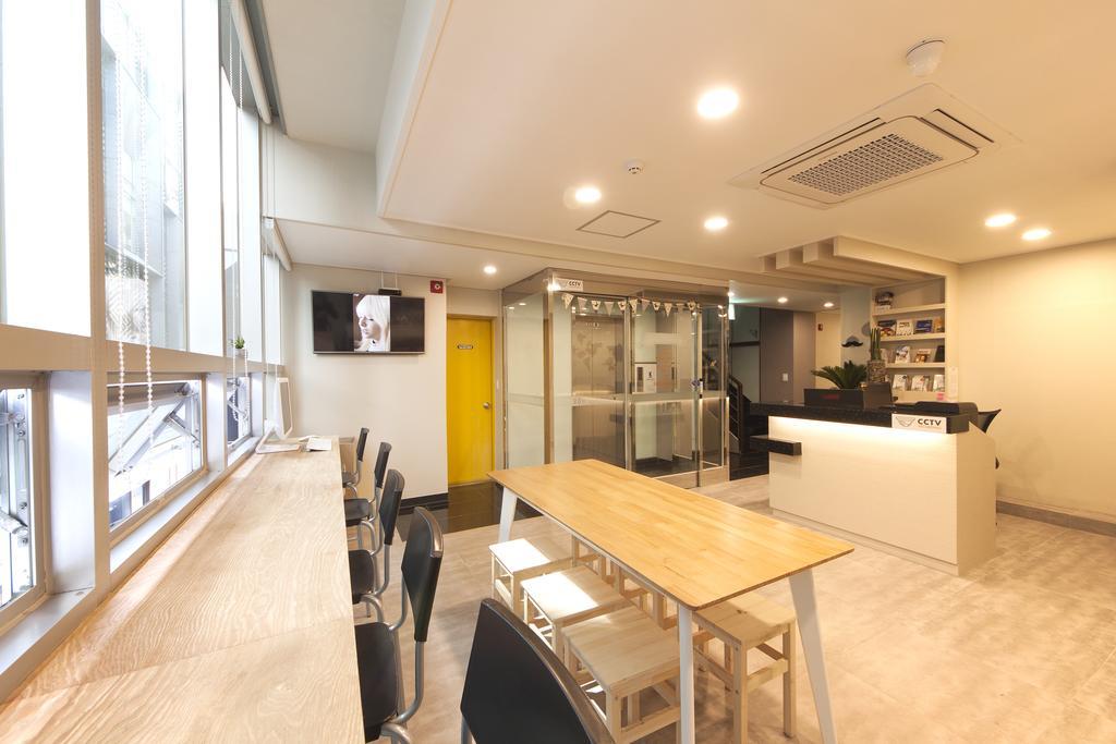 Oyo Hostel Myeongdong 1 Seoul Exteriör bild
