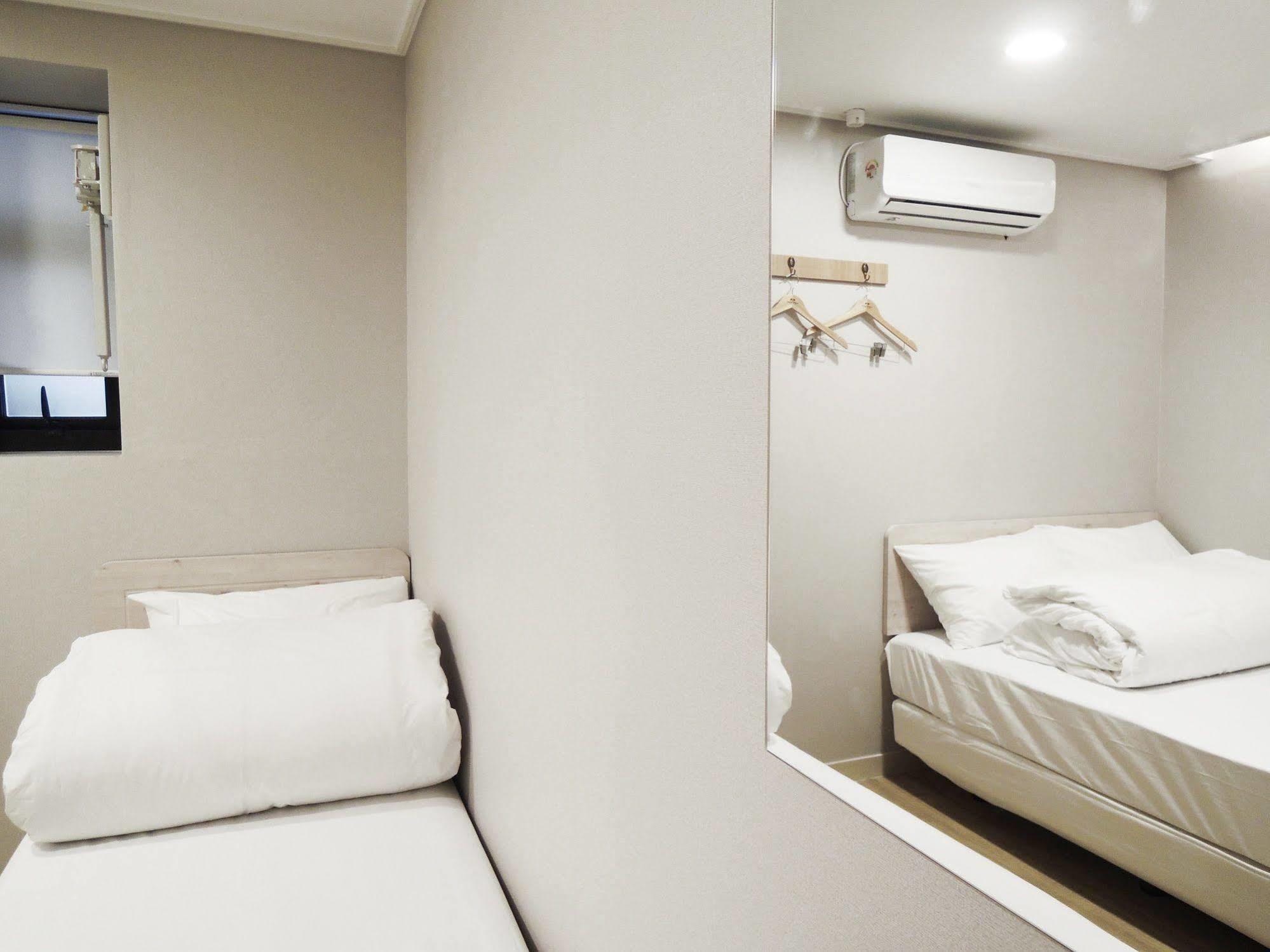 Oyo Hostel Myeongdong 1 Seoul Exteriör bild