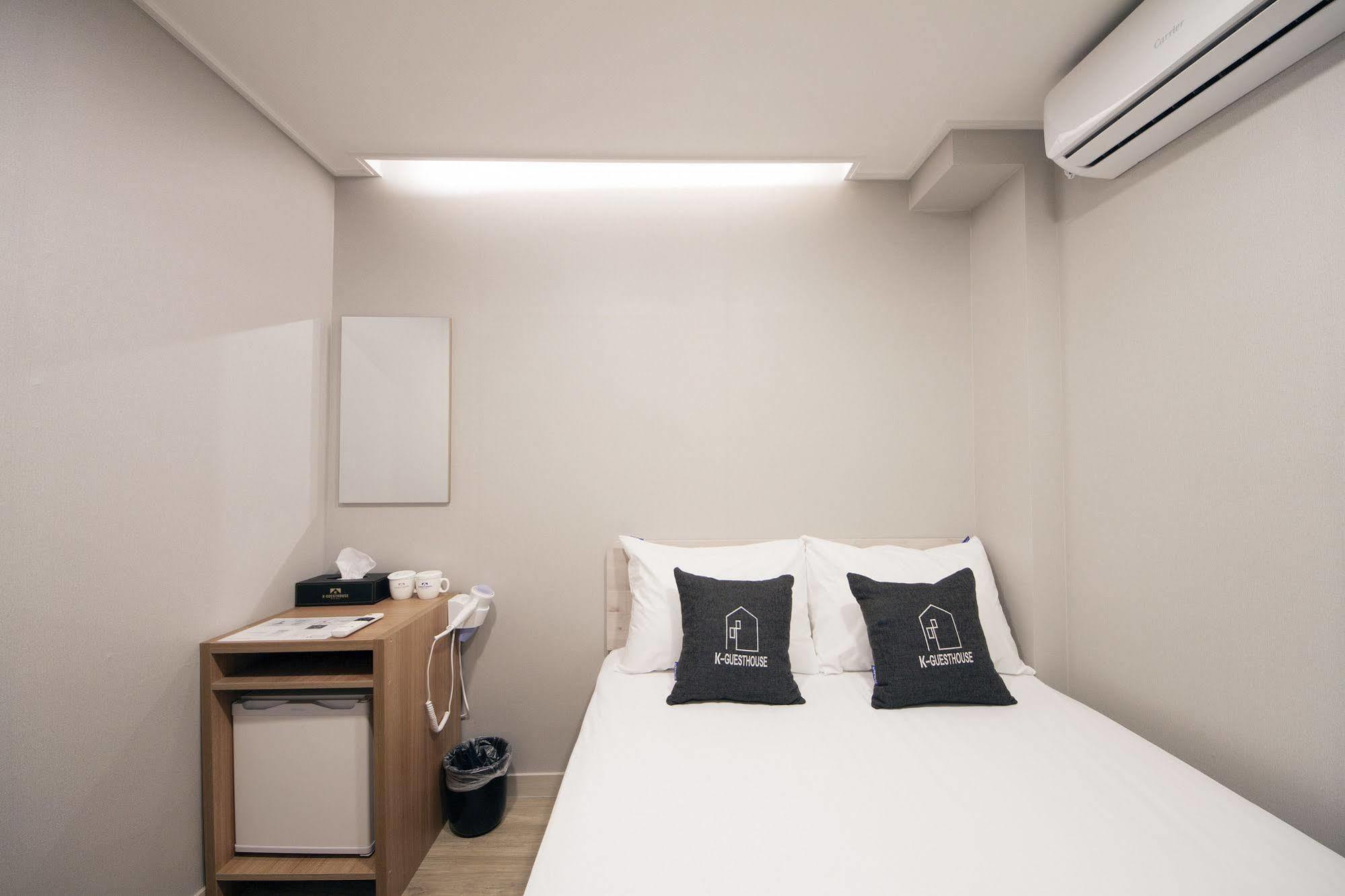 Oyo Hostel Myeongdong 1 Seoul Exteriör bild